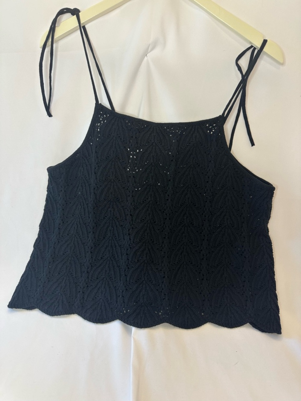 H&M Women’s Black Crochet/Knit Pointelle Cami/ Summer Top Size Large Nwt